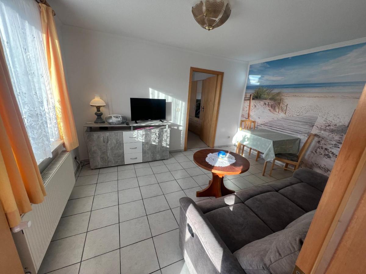 Ferienwohnung Patzig Auf Ruegen Екстериор снимка